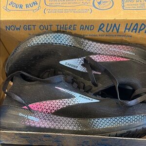 Brooks Hyperion Tempo Black Running Shoes with Pink and Blue Accents